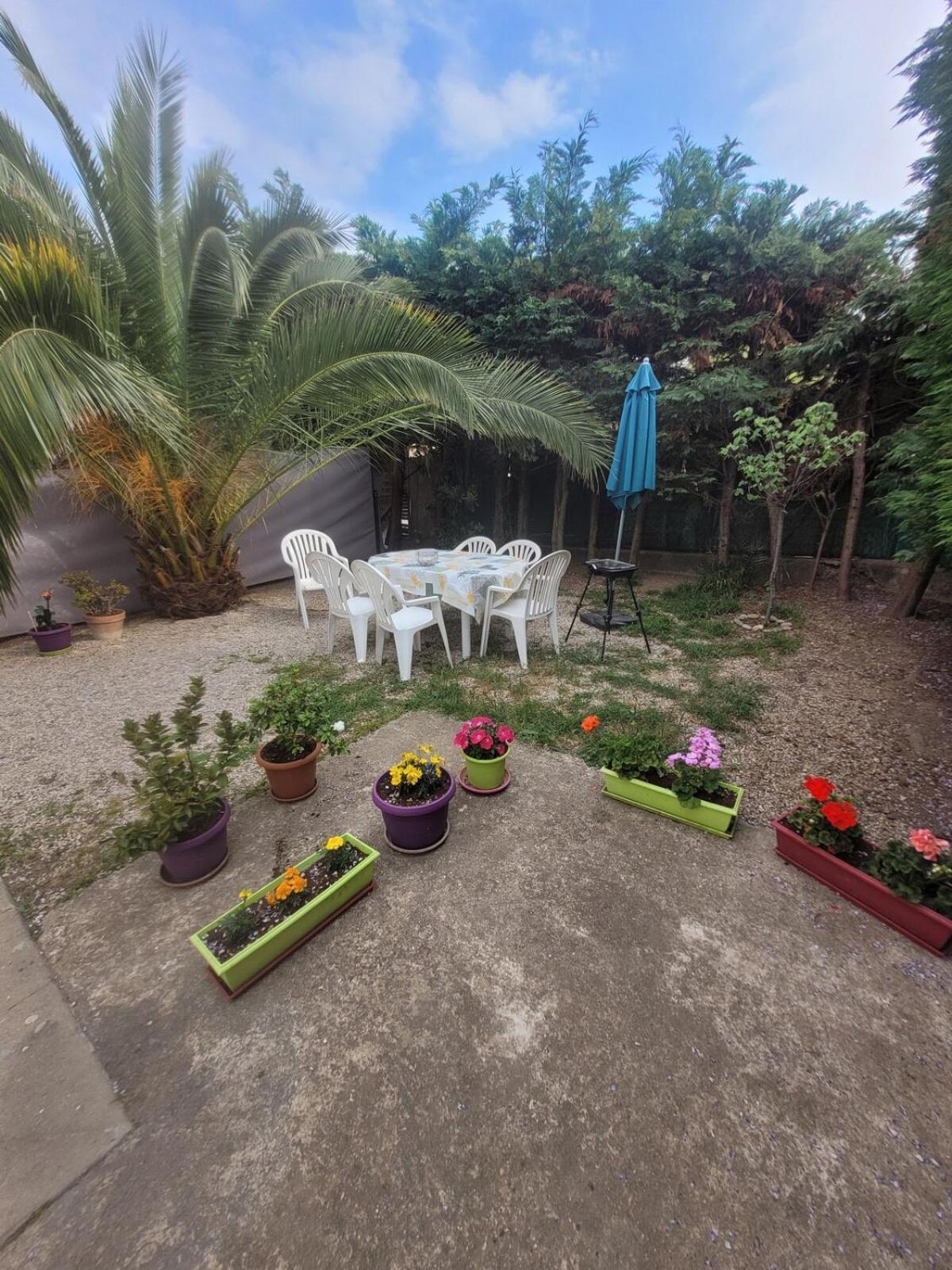 Villa La Desiree ,Haut De Villa, Refait A Neuf , 4 Etoiles, Climatise, Parking Prive Et 120M2 De Jardin Villa *