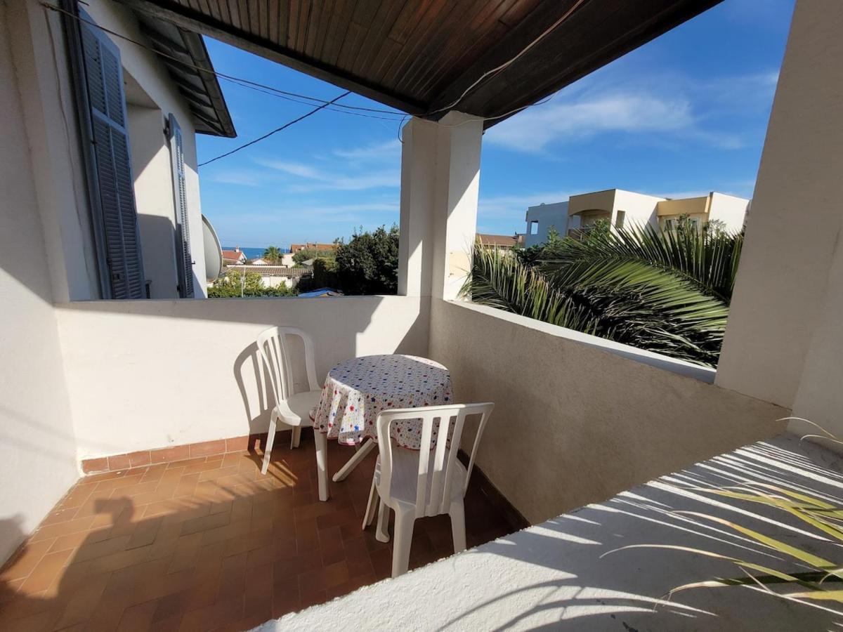 Villa Villa La Desiree ,Haut De Villa, Refait A Neuf , 4 Etoiles, Climatise, Parking Prive Et 120M2 De Jardin