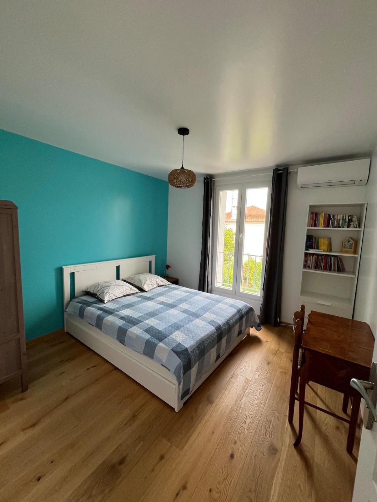Villa La Desiree ,Haut De Villa, Refait A Neuf , 4 Etoiles, Climatise, Parking Prive Et 120M2 De Jardin Villa Antibes