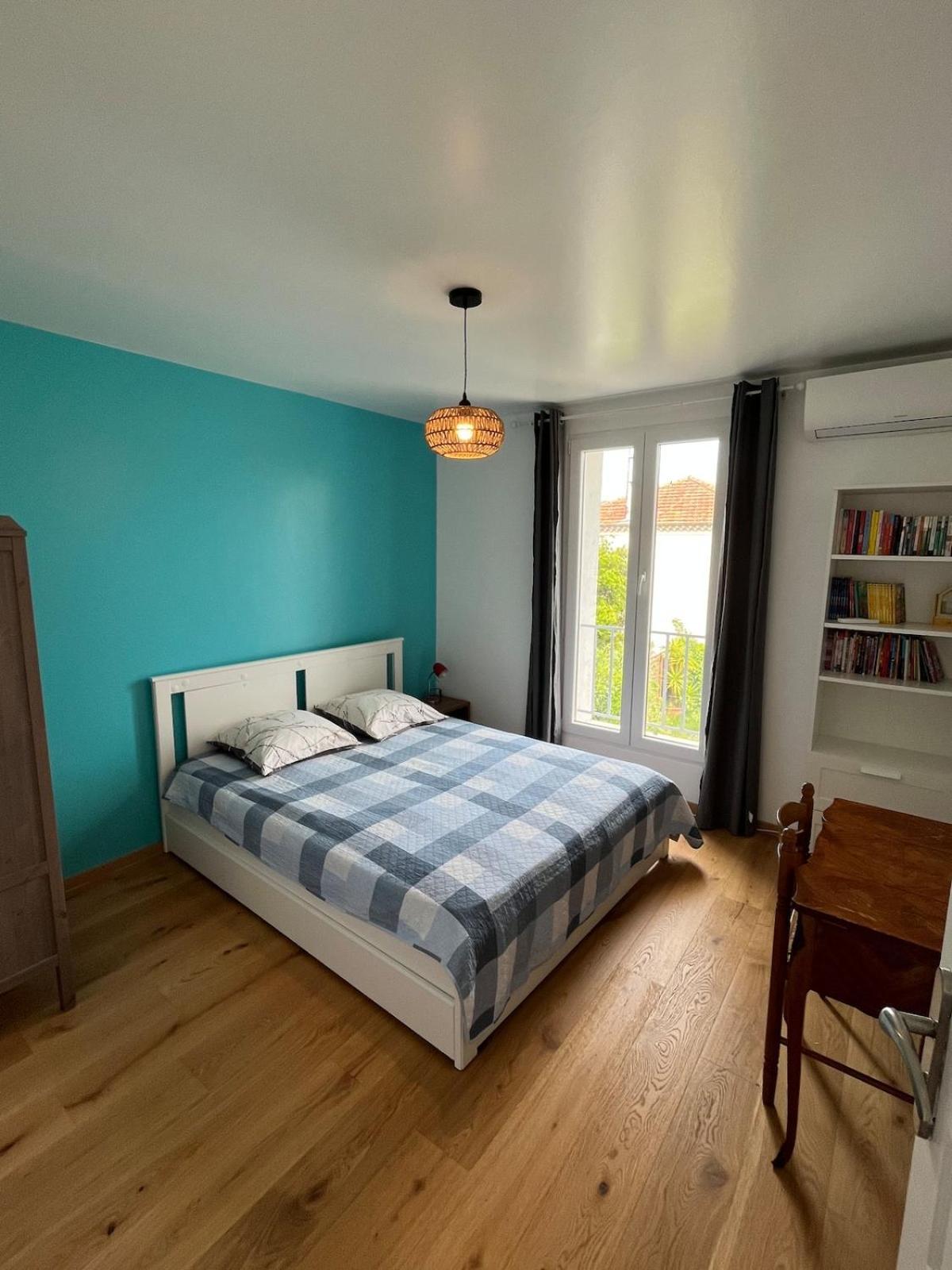 Villa Villa La Desiree ,Haut De Villa, Refait A Neuf , 4 Etoiles, Climatise, Parking Prive Et 120M2 De Jardin