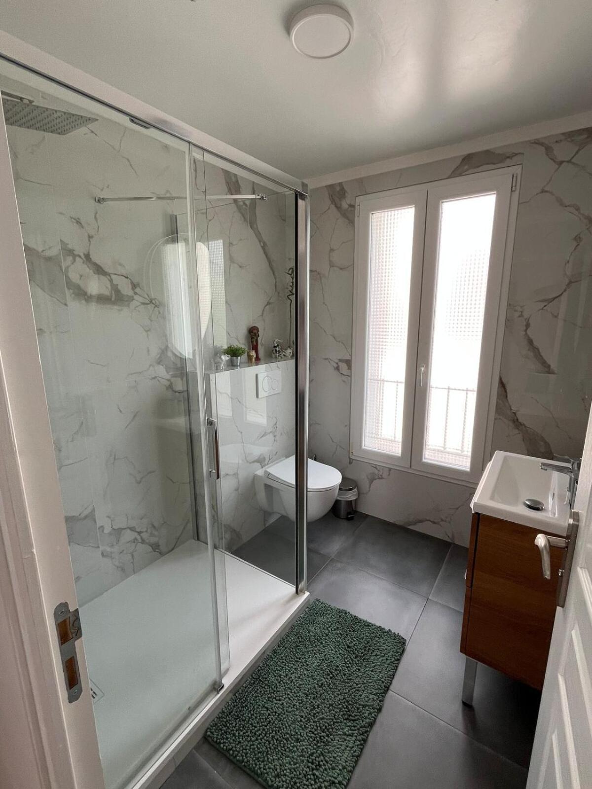 Villa La Desiree ,Haut De Villa, Refait A Neuf , 4 Etoiles, Climatise, Parking Prive Et 120M2 De Jardin Antibes