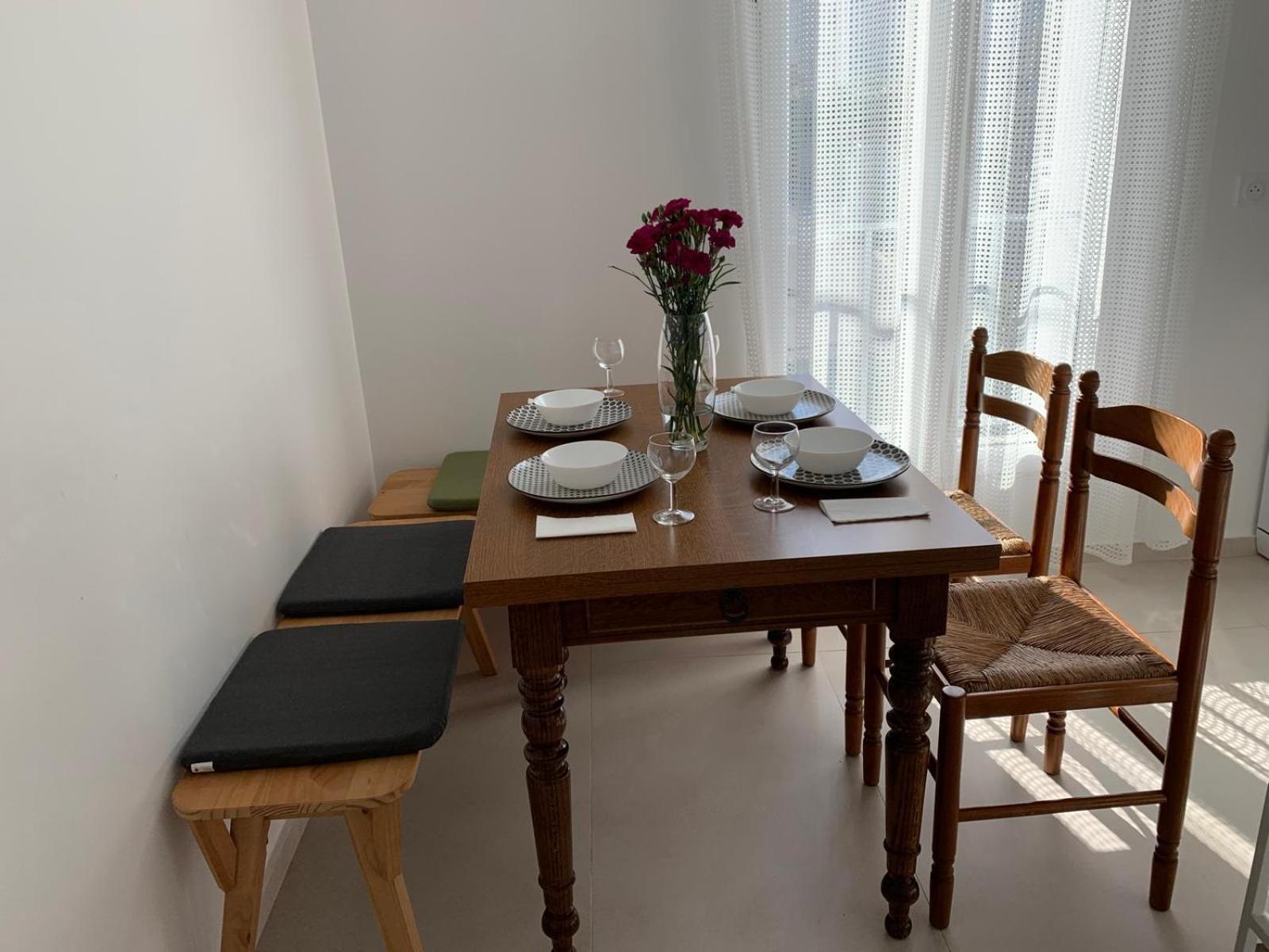 Villa La Desiree ,Haut De Villa, Refait A Neuf , 4 Etoiles, Climatise, Parking Prive Et 120M2 De Jardin Villa Antibes