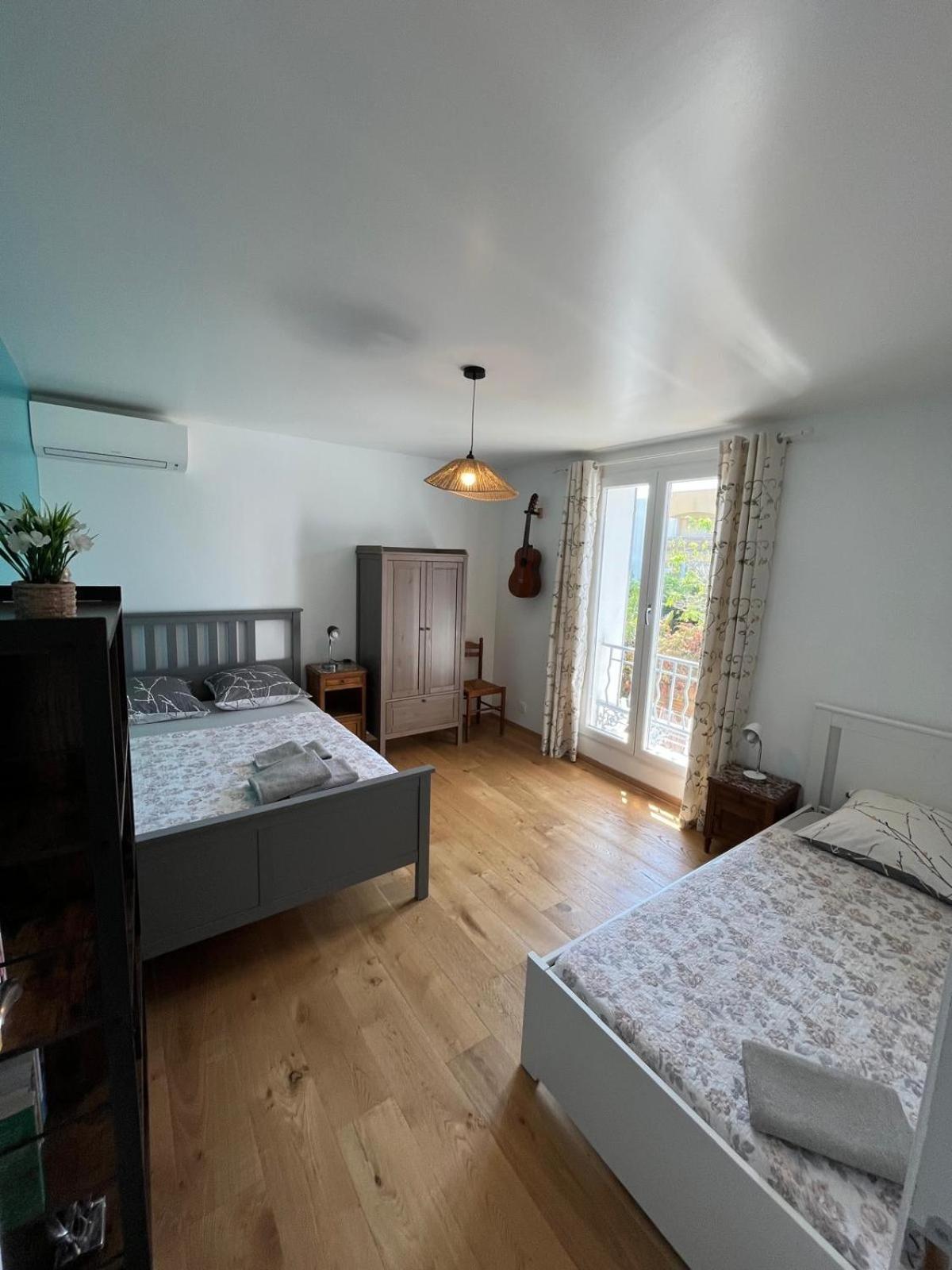 Villa La Desiree ,Haut De Villa, Refait A Neuf , 4 Etoiles, Climatise, Parking Prive Et 120M2 De Jardin Antibes