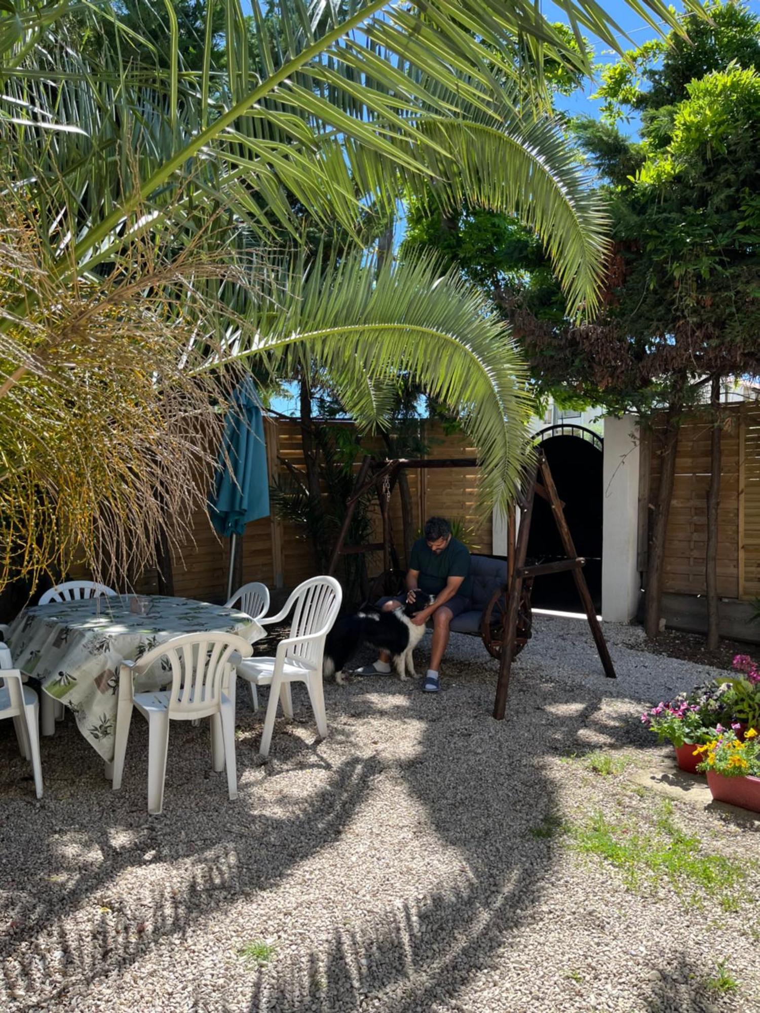Villa Villa La Desiree ,Haut De Villa, Refait A Neuf , 4 Etoiles, Climatise, Parking Prive Et 120M2 De Jardin Antibes